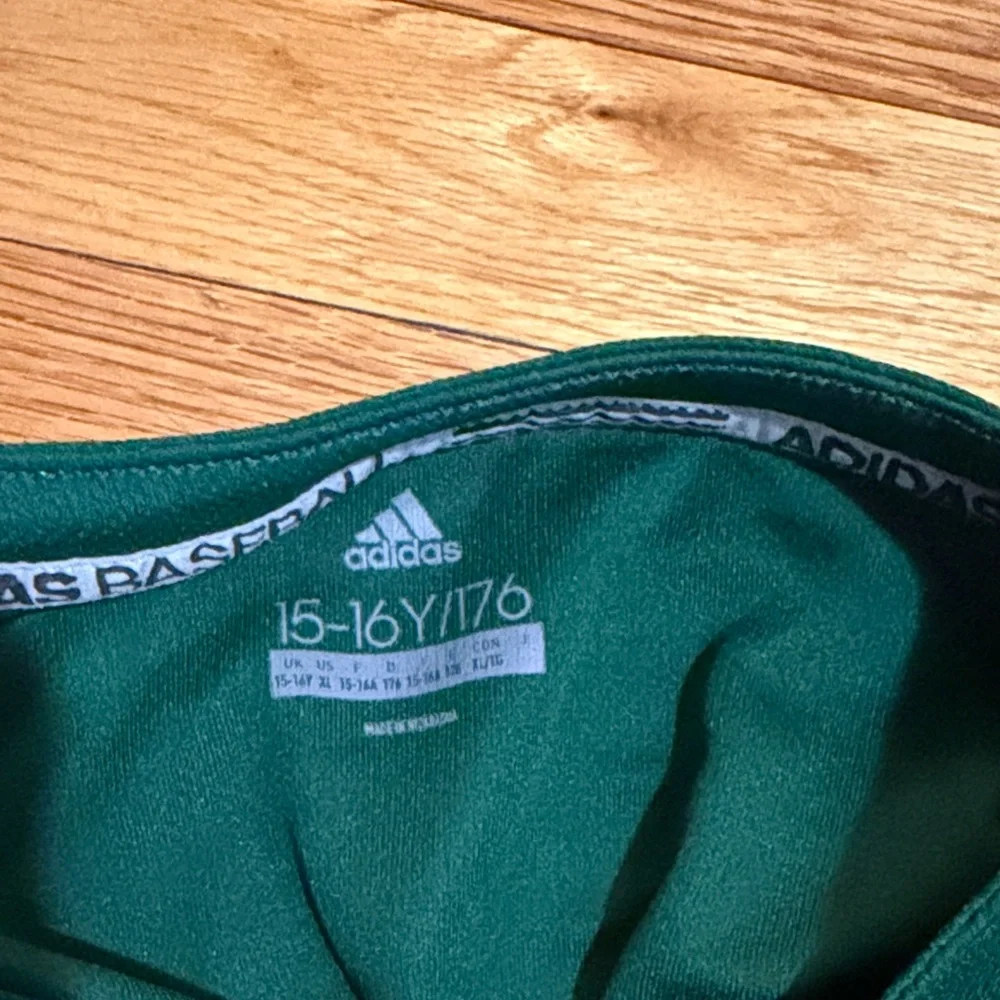 Adidas Kids Dark Green Baseball Shirt - Picture 6 of 7